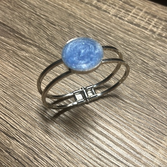 Blue and Silver Bracelet - Picture 9 of 9